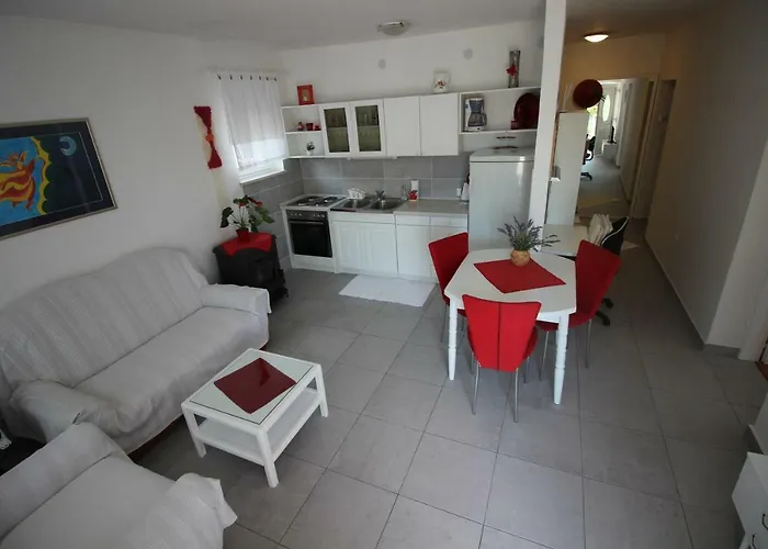 Vanda Apartment *